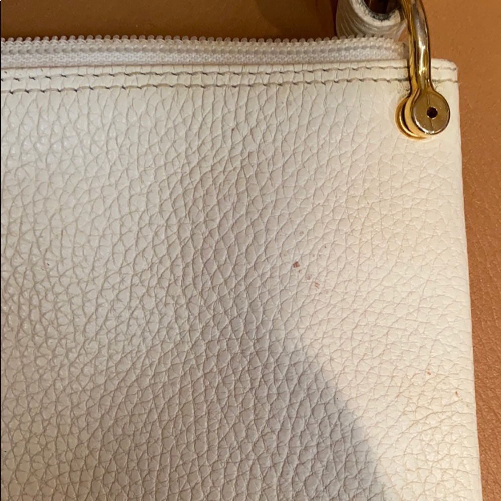 Vintage leather Fendi bag - Picture 3 of 8